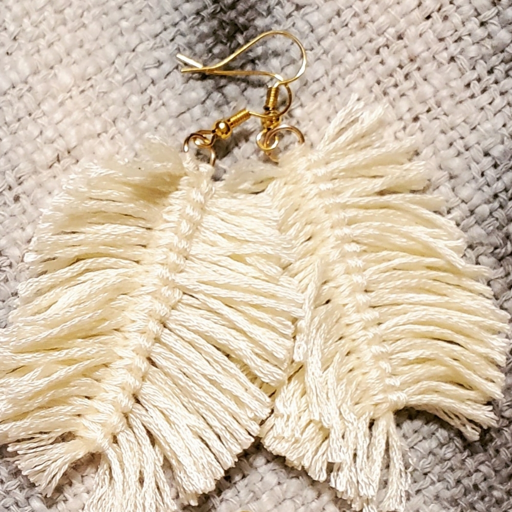 Macrame Earrings- Ivory